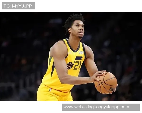 沃尔什年薪仅222万却在最近两场比赛中狂砍39分11板表现惊艳