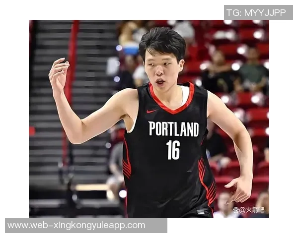 杨瀚森第三节神勇表现五投五中砍下十四分展现全面能力