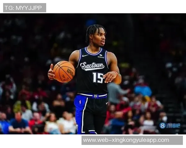 戴维恩米切尔称赞维金斯攻防兼备展现出色领导力与统治力